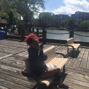 Meet your Posher, Danielle